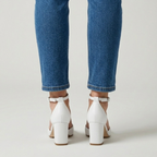 Alaya | Zapato de Salón con Pulsera Plateada