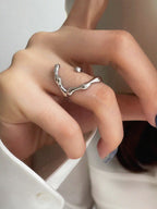 Anillo Minimalista Media Luna