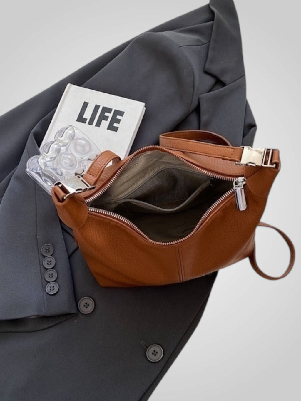 Vía | Bolso Elegante