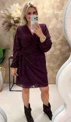 Bianca vestido de encaje burdeos