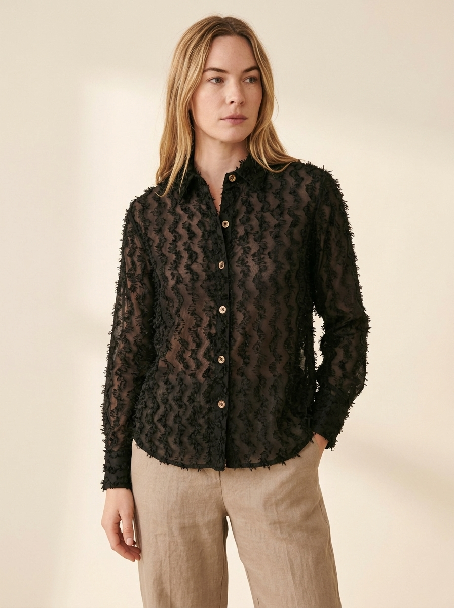 Emma | Camisa Negra con Flecos