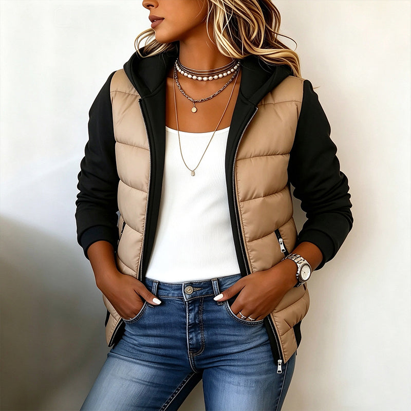 Chaqueta acolchada camel con mangas y capucha negras